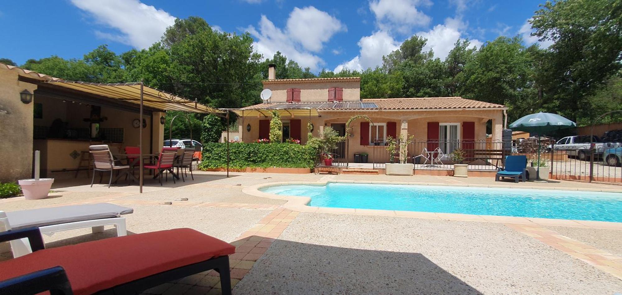 Вилла Maison Familiale Avec Piscine Et Boulodrome Dans Le Luberon Caseneuve Экстерьер фото